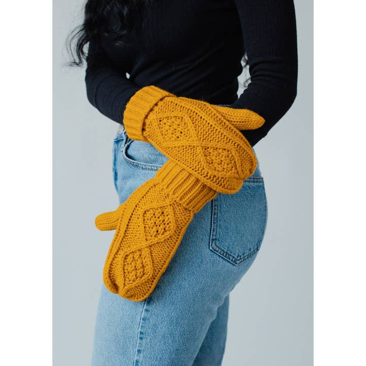 MUSTARD CABLE FLEECE LINED MITTENS
