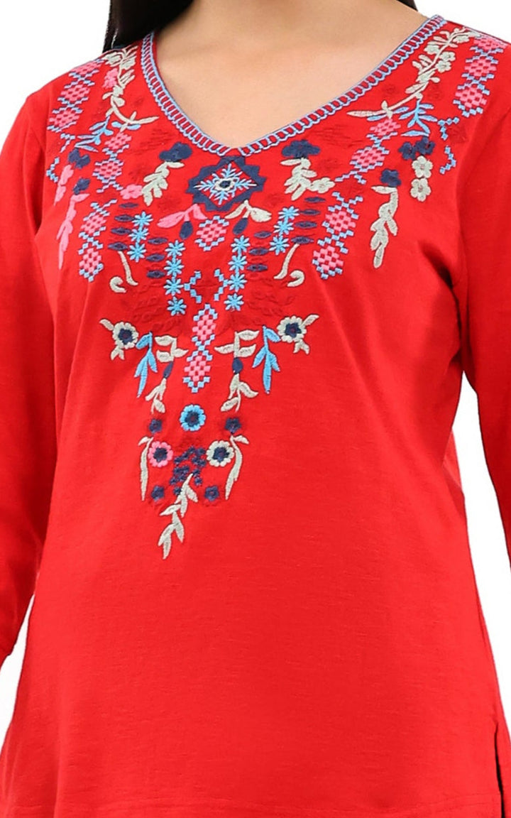 JENNA RED EMBROIDERED V-NECK KNIT TOP
