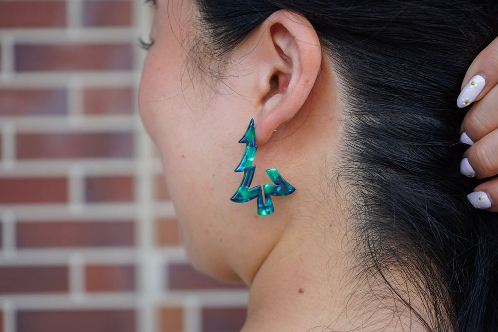 DARK GREEN CHRISTMAS TREE HOOP EARRINGS
