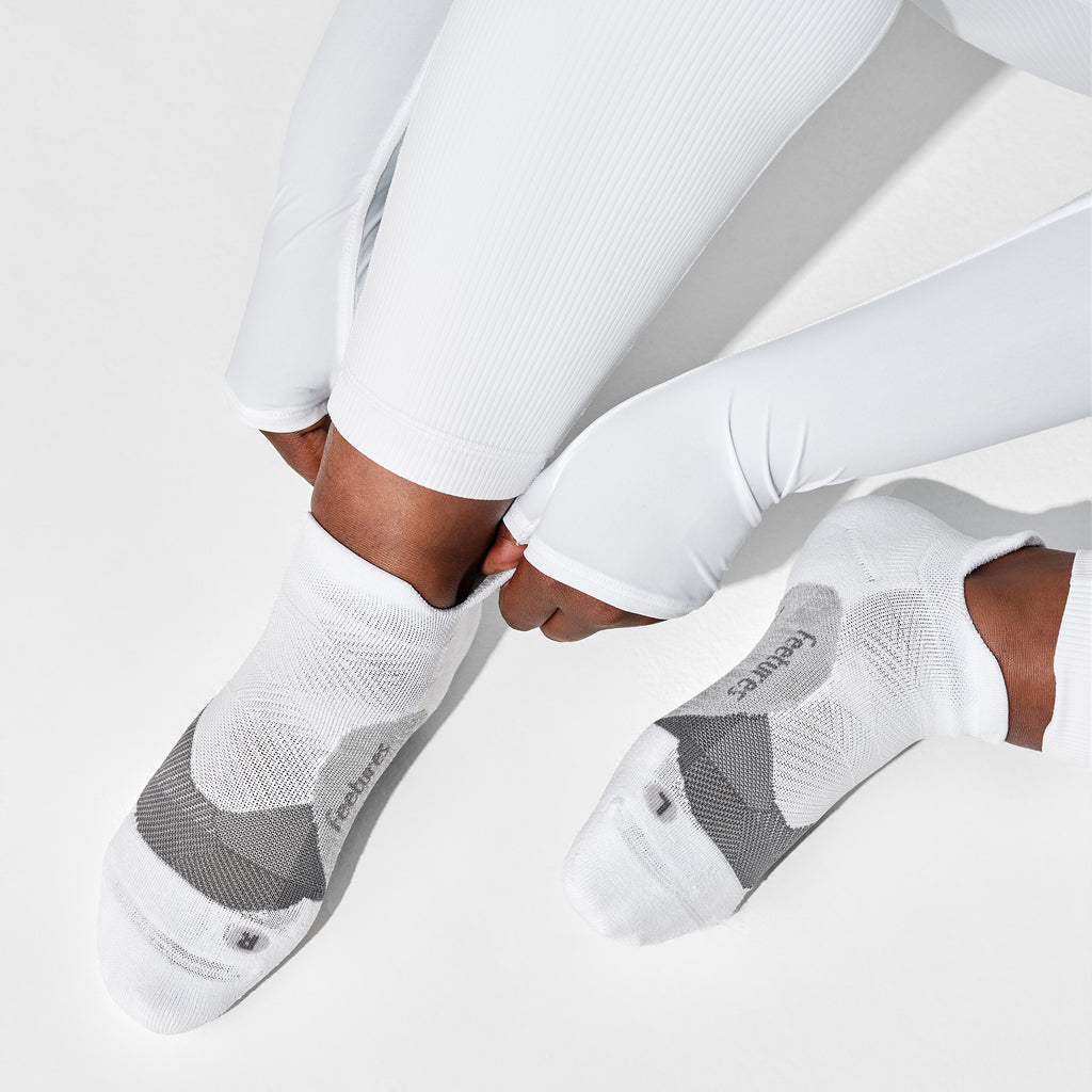 ELITE WHITE LIGHT CUSHION NO SHOW TAB