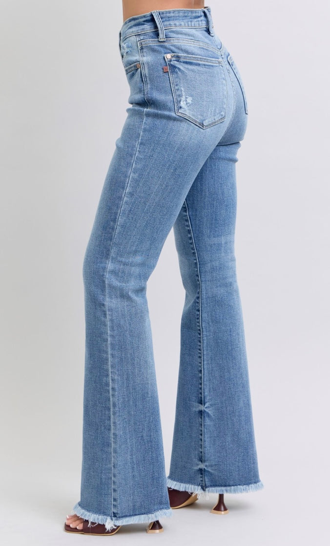 DOLLY BOOTCUT HIGH WAIST JEANS WITH FRAY HEM