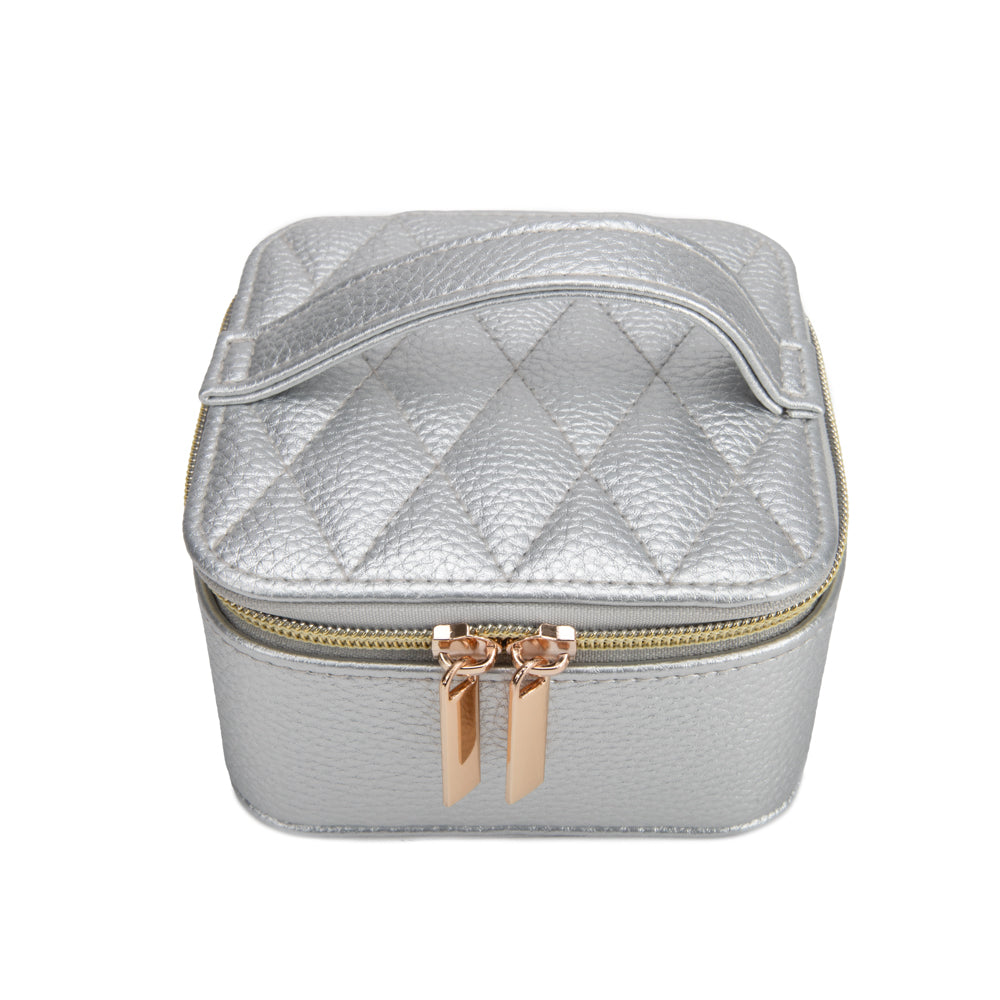 SILVER LEAH QUILTED TRAVEL JEWELRY CASE
