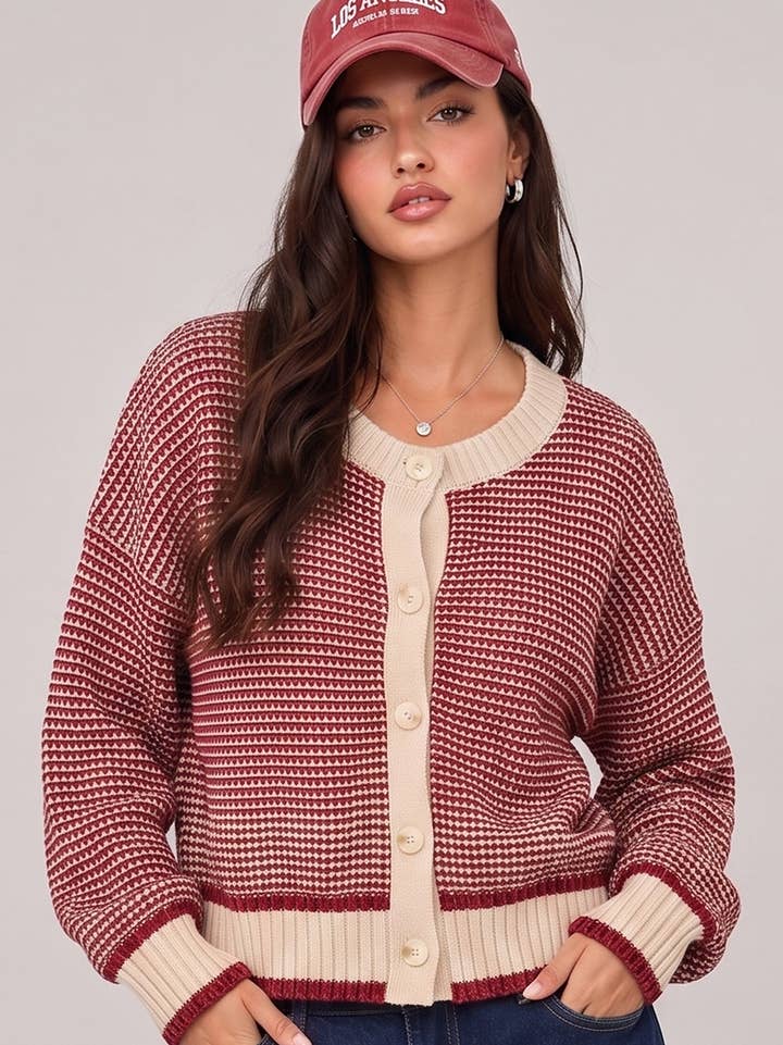 RED TEXTURED KNIT CARDIGAN