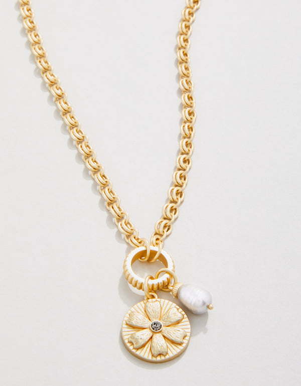 GOLD & PEARL CHICORY MEDALLION 17" NECKLACE