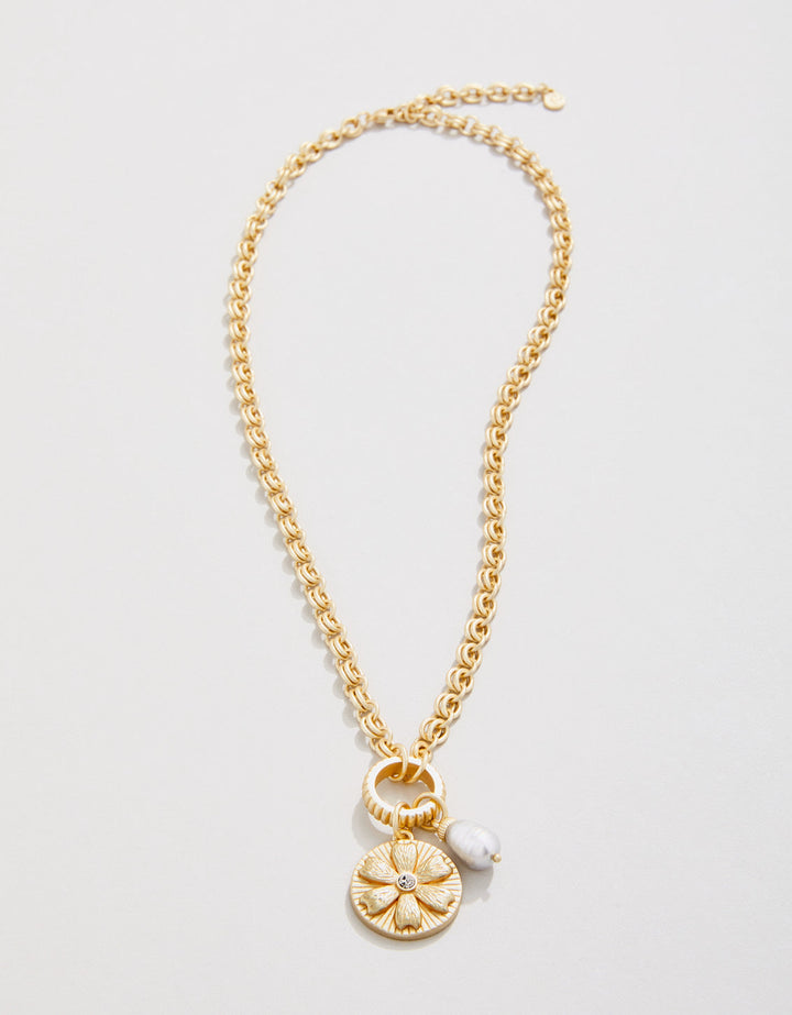 GOLD & PEARL CHICORY MEDALLION 17" NECKLACE