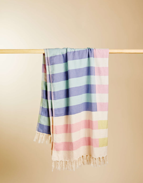OVERBOAD STRIPE BEACH BLANKET
