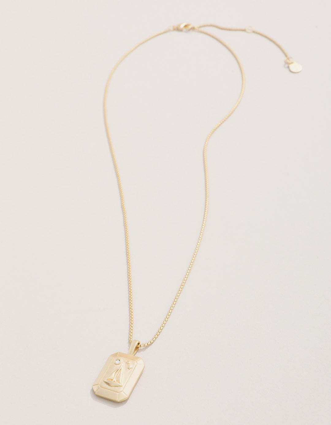 LITTLE SAILBOAT NECKLACE