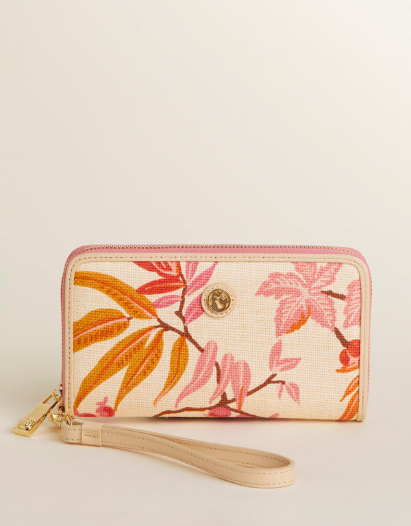 CREAM RICHMOND HILL WALLET WRISTLET