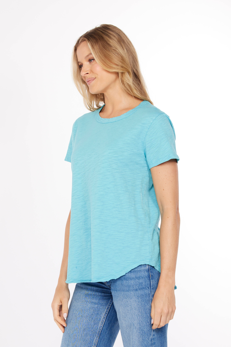AQUA MIST CURVED HEM CREW NECK TOP