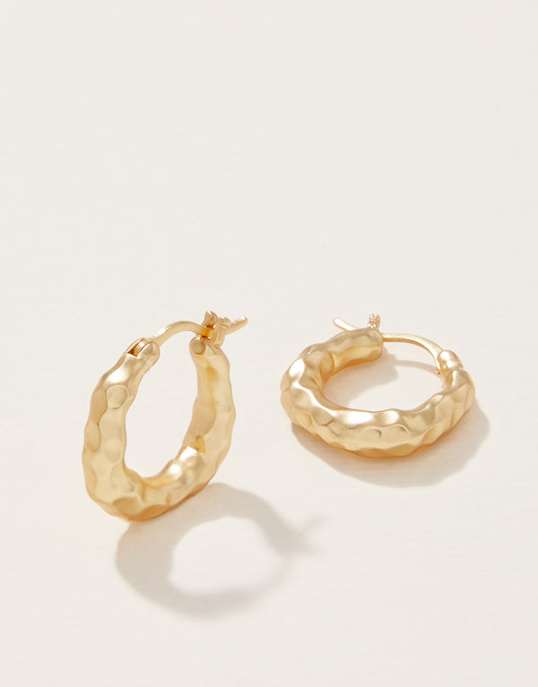 EVERYDAY GOLD HOOP EARRINGS
