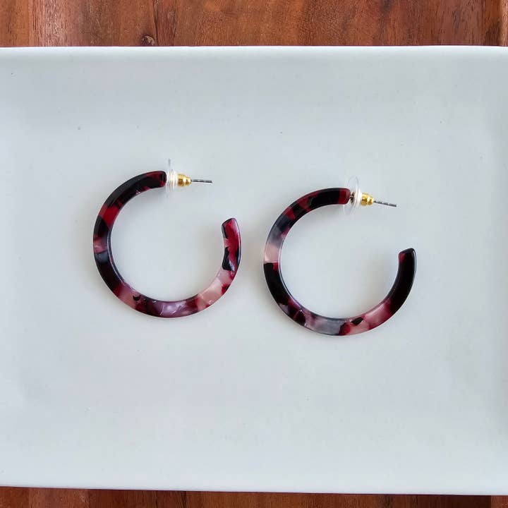 CAMY BURGUNDY HOOP EARRINGS
