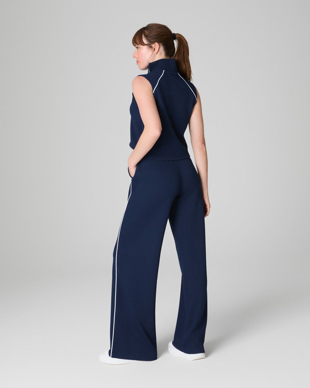 SPANX TIMELESS NAVY SLEEVELESS JUMPSUIT
