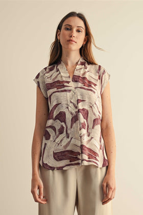 GARNET & TAN BRUSH STROKE CAP SLEEVE TOP