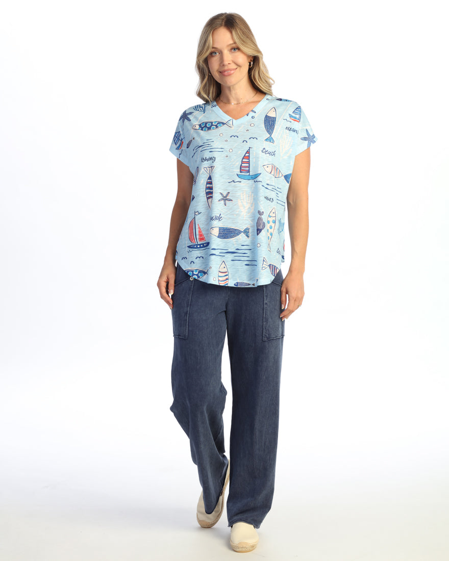 NEWPORT PRINT SHORT SLEEVE V-NECK TOP
