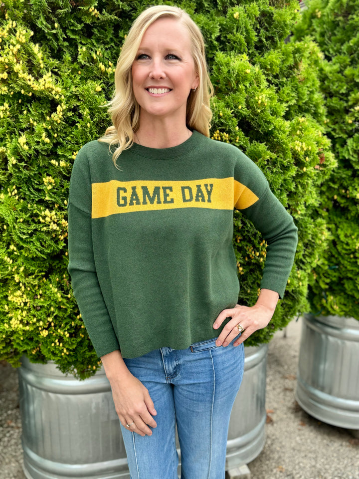 GREEN & GOLD GAME DAY EVERYDAY RELAXED FIT SWEATER