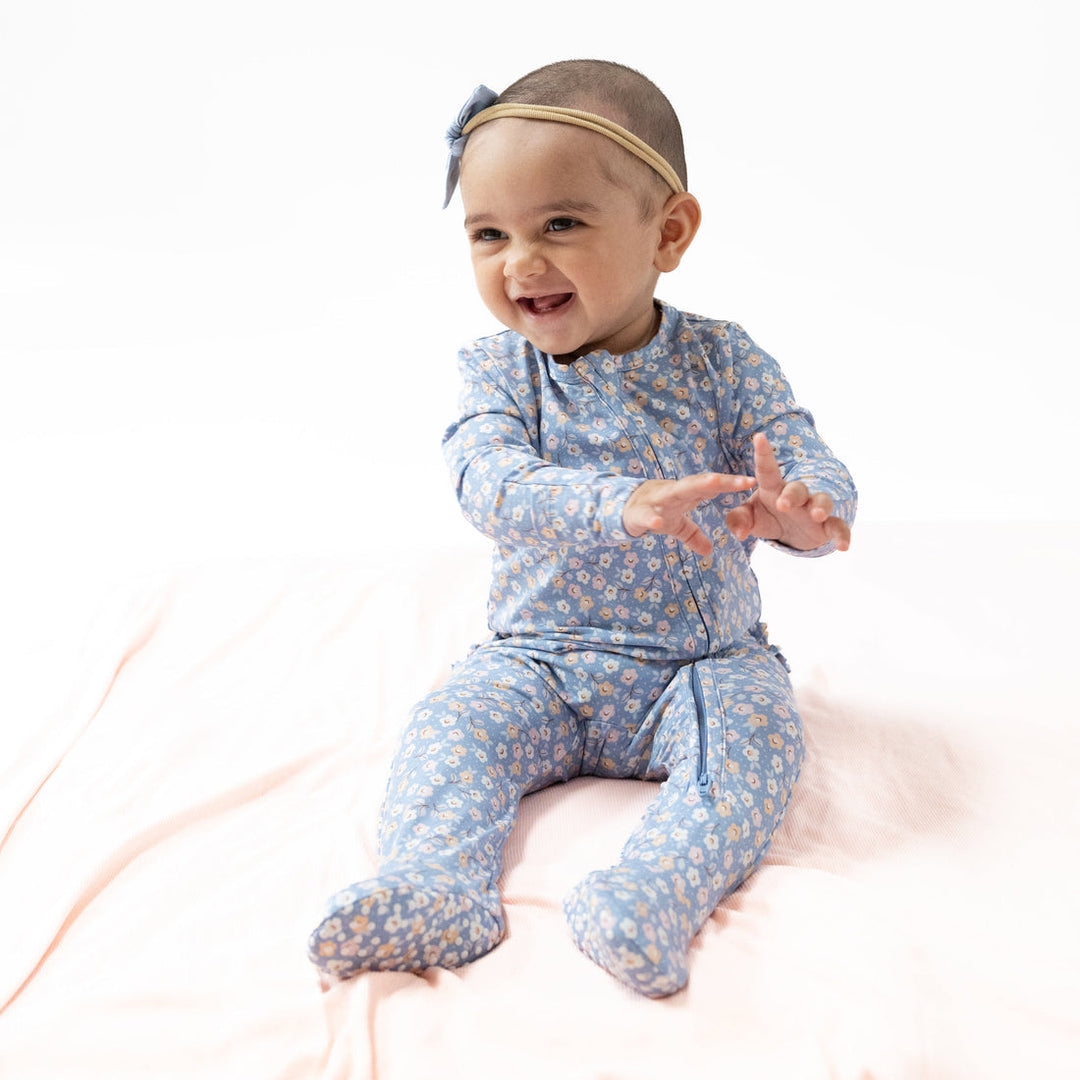 COUNTRY CALICO 2 WAY ZIPPER RUFFLE BACK FOOTIE
