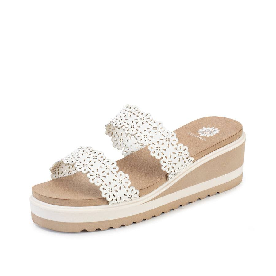 AIRY WHITE WEDGE SANDALS
