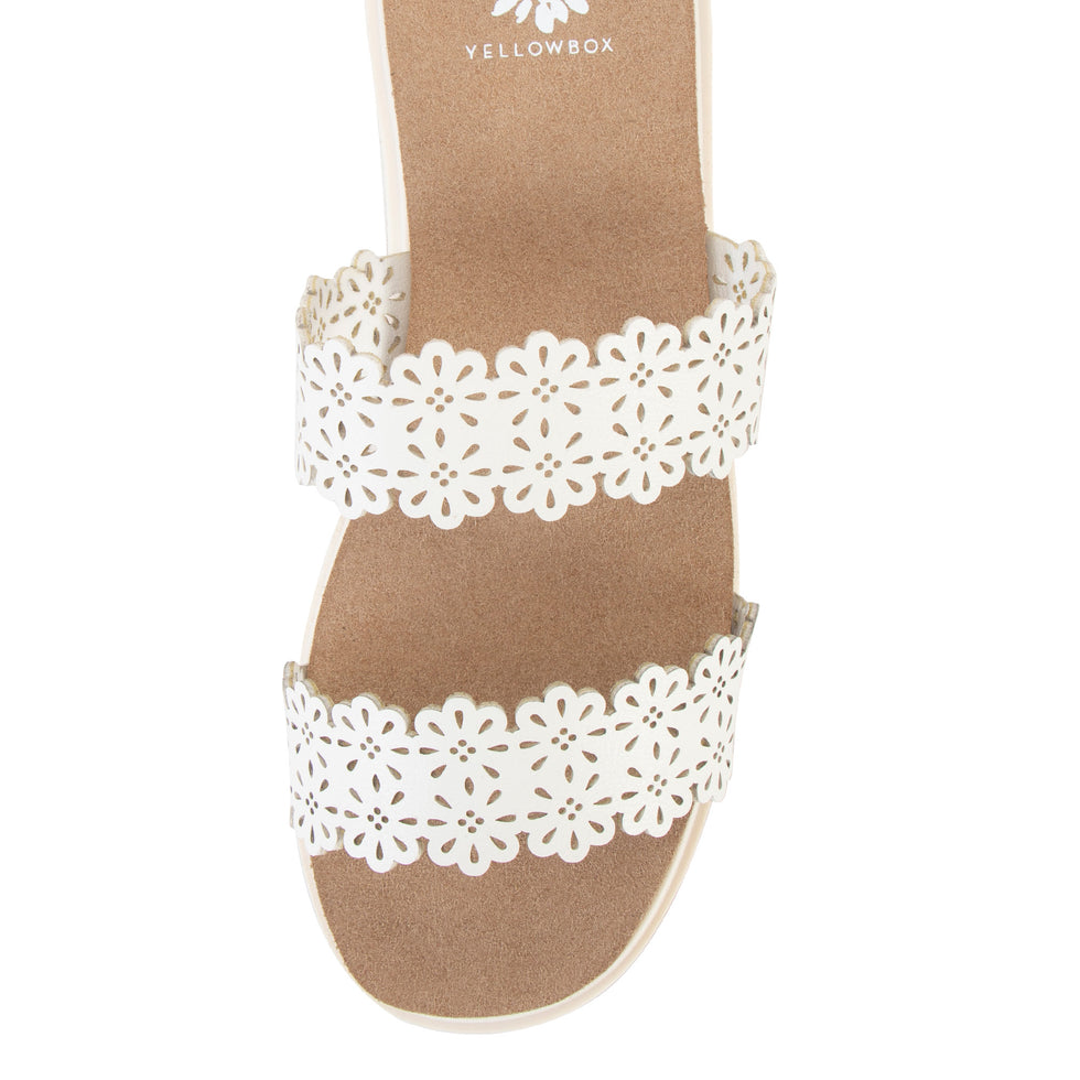 AIRY WHITE WEDGE SANDALS
