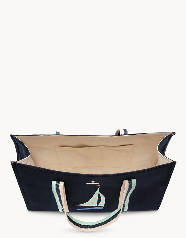 NAVY SAILBOAT CARRY ALL TOTE