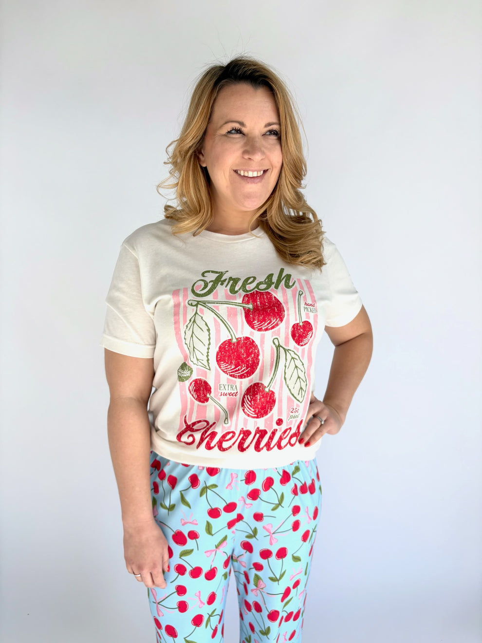 FRESH CHERRIES GRAPHIC TEE
