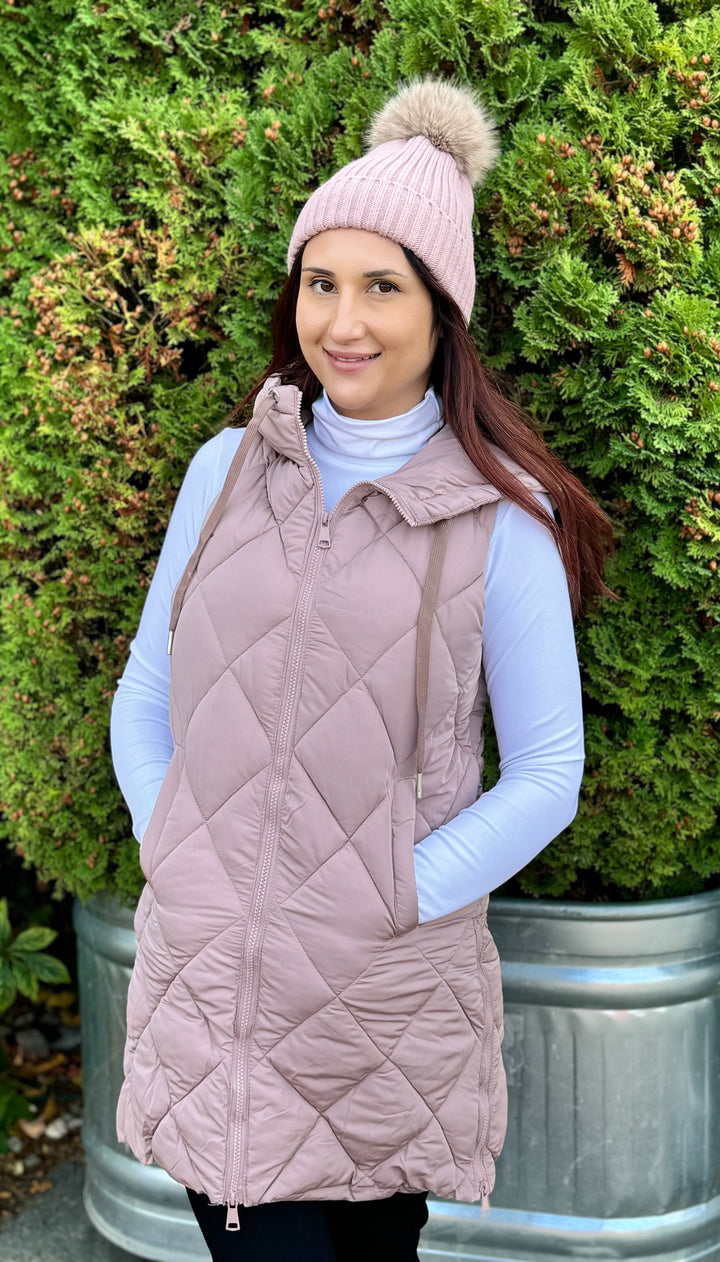 DARK ROSE WEATHER IT TOGETHER QUILTED VEST