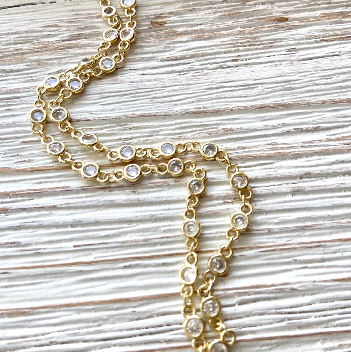 GOLD CLEAR CRYSTAL LAYERING NECKLACE