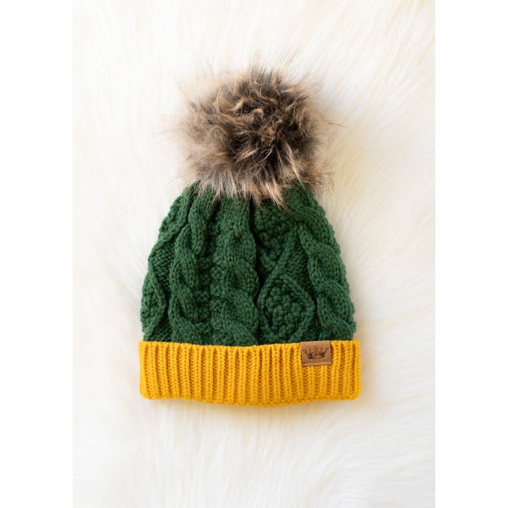 GREEN WITH GOLD TRIM CABLE POM HAT