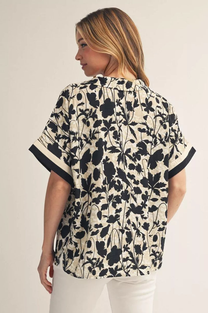 ADDIE  IVORY & BLACK FLORAL V-NECK POPOVER TOP