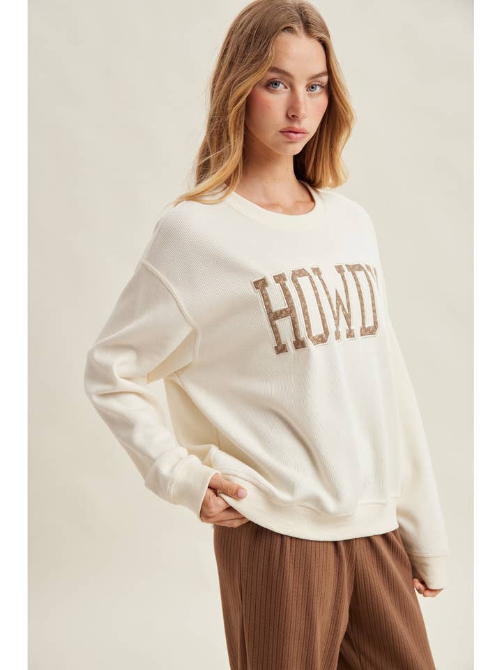 HOWDY APPLIQUÉ RELAXED CREW SWEATSHIRT