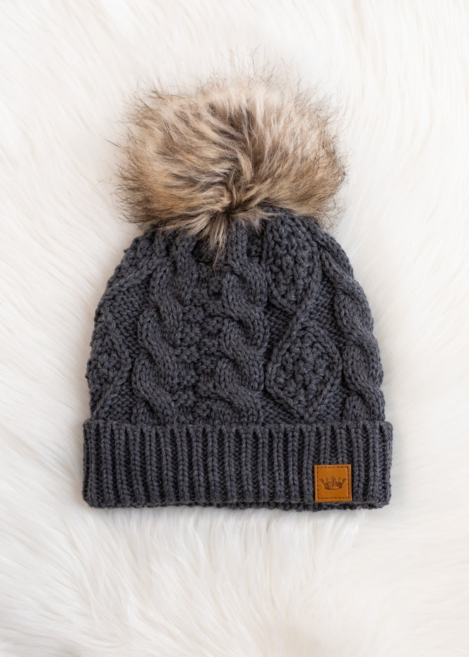 DARK GRAY CABLE KNIT POM HAT