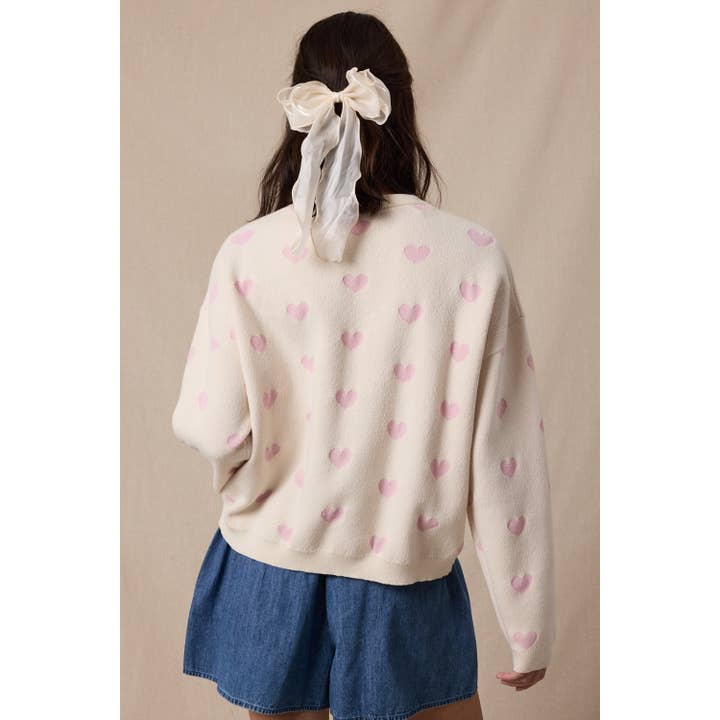 CREAM ADORE HEART SWEATER