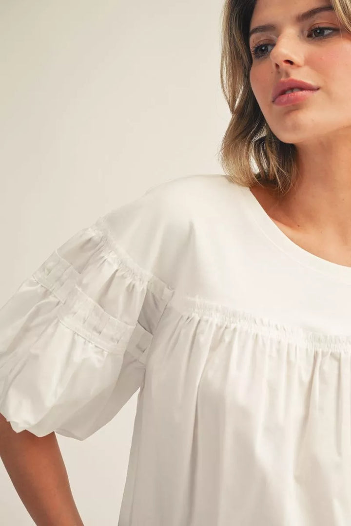 AMY SOLID WHITE SMOCKED SHORT SLEEVE TOP