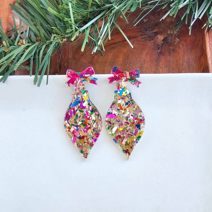 GOLD TINSEL VINTAGE ORNAMENT EARRINGS
