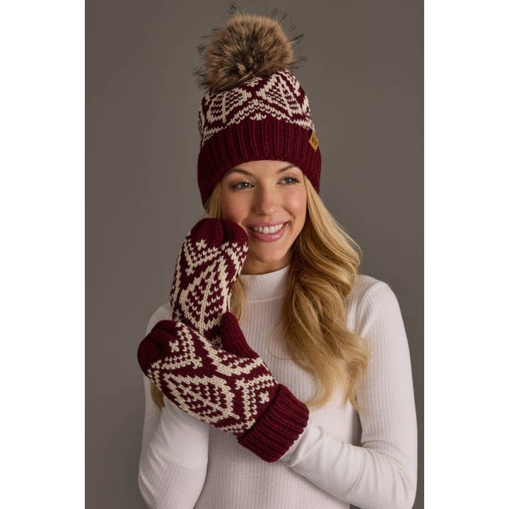 WINE & BEIGE POM HAT