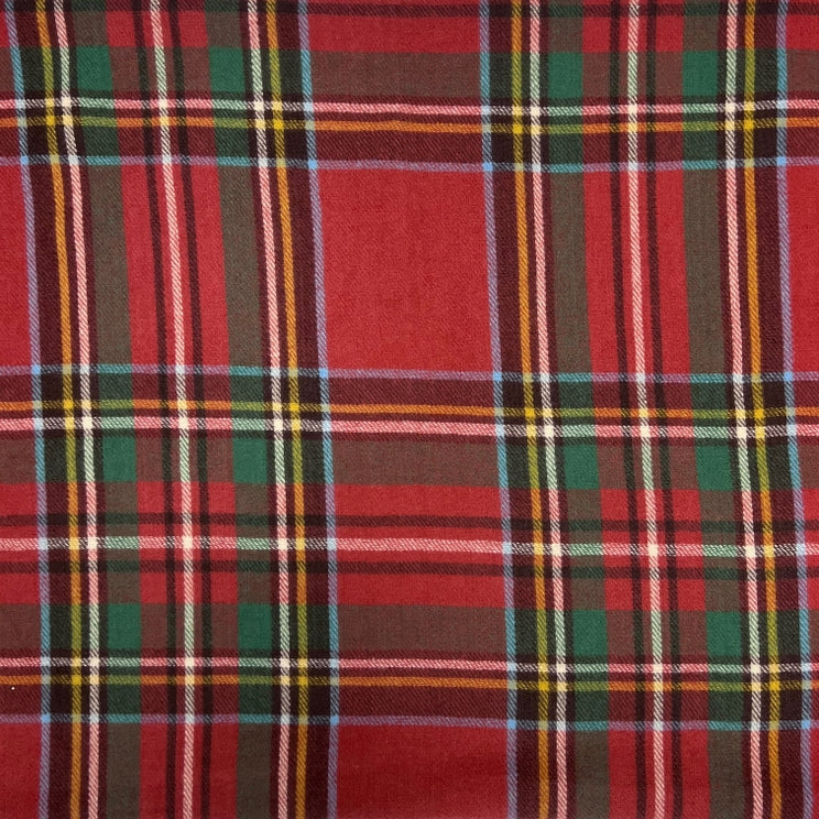 CLASSIC RED TARTAN COZY SCARF