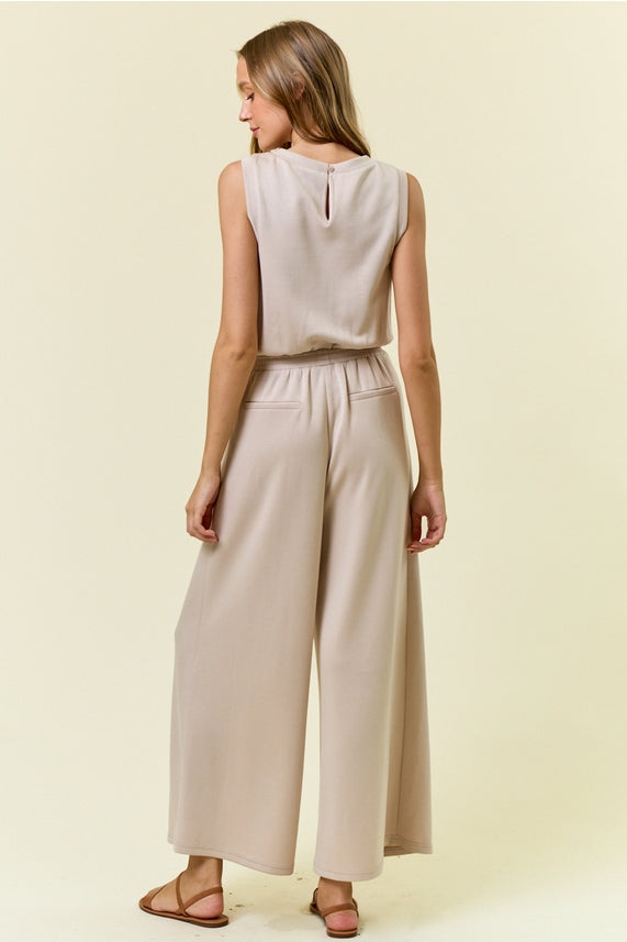 NINA OAT SLEEVELESS V-NECK JUMPSUIT