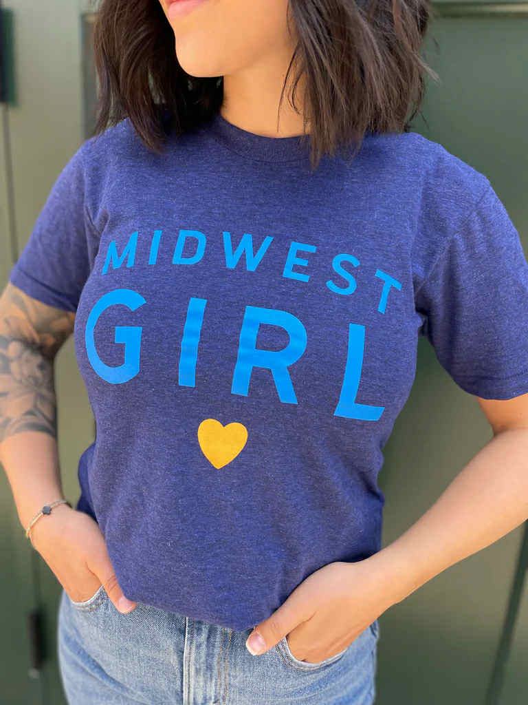 MIDWEST GIRL GRAPHIC  TEE
