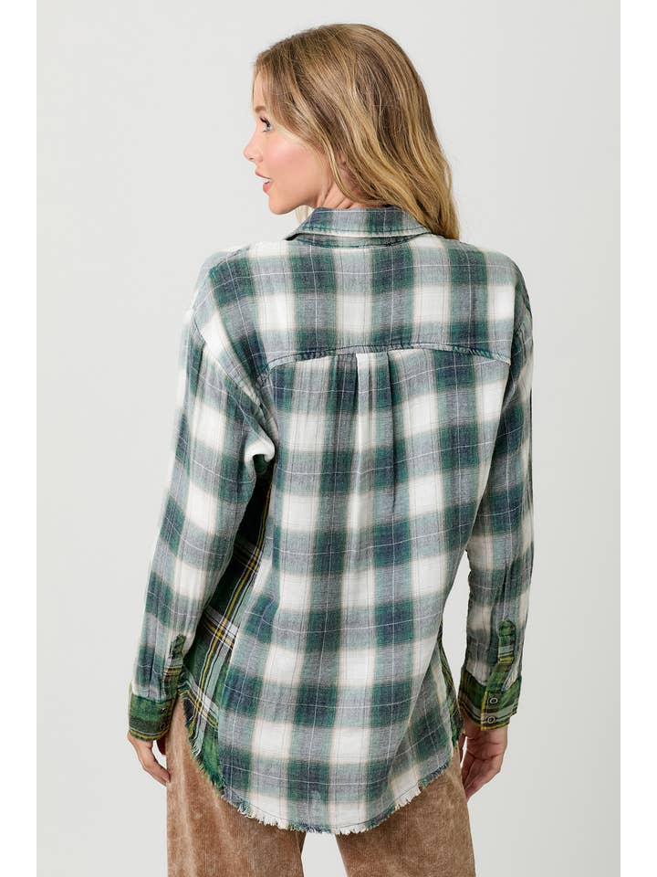 WEEKEND READY WASHED GREEN PLAID SHIRT