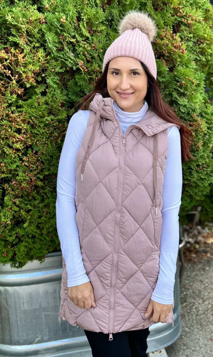 DARK ROSE WEATHER IT TOGETHER QUILTED VEST