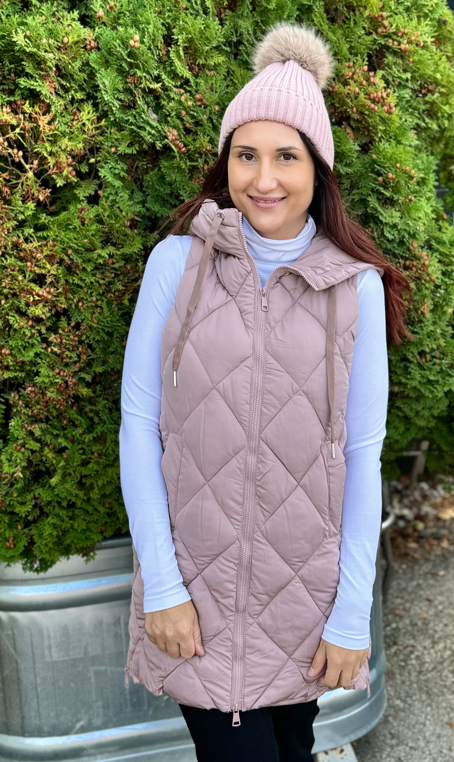 DARK ROSE WEATHER IT TOGETHER QUILTED VEST
