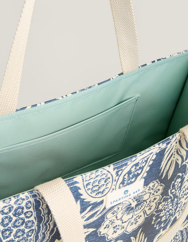 FLAGLER BLUE MARKET TOTE
