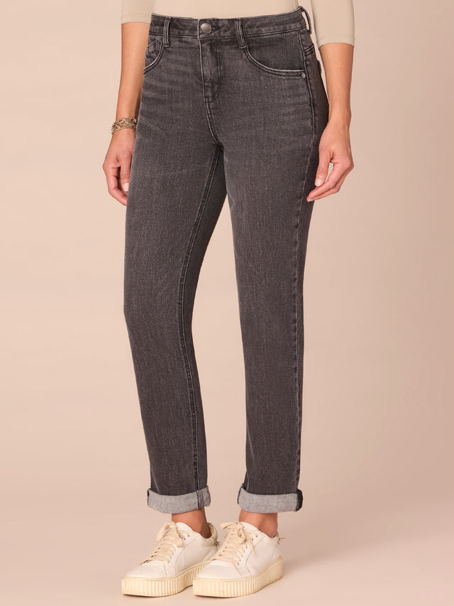 WASHED BLACK ARTISANAL DENIM AB-SOLUTION GIRLFRIEND JEANS