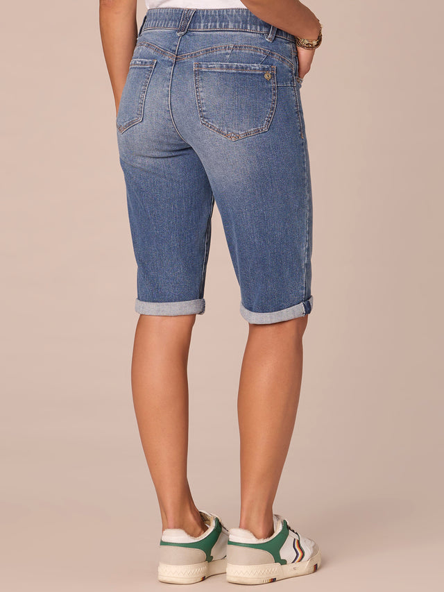 MID BLUE ARTISANAL DENIM CUFFED BERUMADA SHORDS