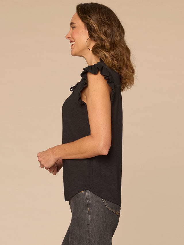 BLACK RUFFLE CAP SLEEVE KNIT TOP