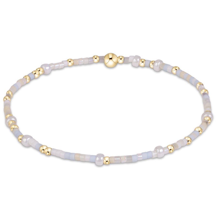 DAYDREAMING HOPE UNWRITTEN BRACELET
