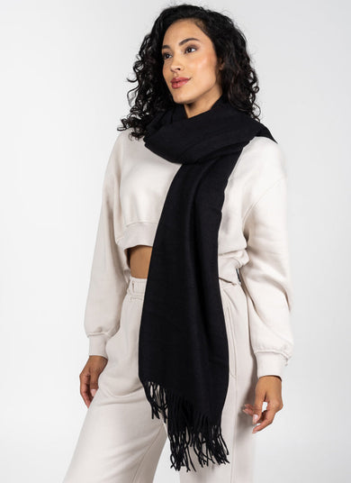 BLACK OPULENT SCARF
