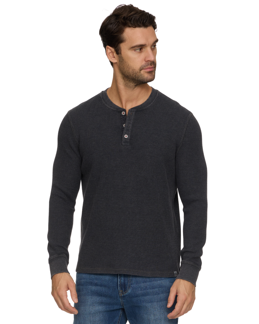 MEN'S CHARCOAL VINTAGE SOFT WAFFLE HENLEY
