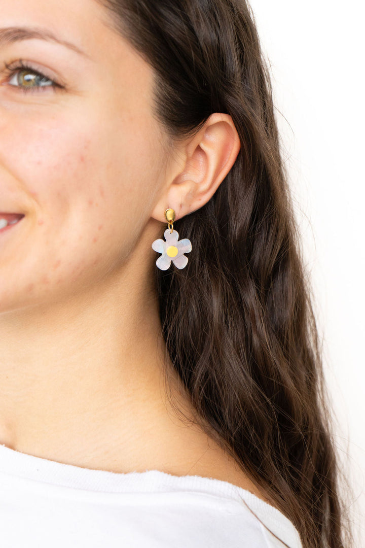 DAINTY DAISY DANGLE POST EARRINGS