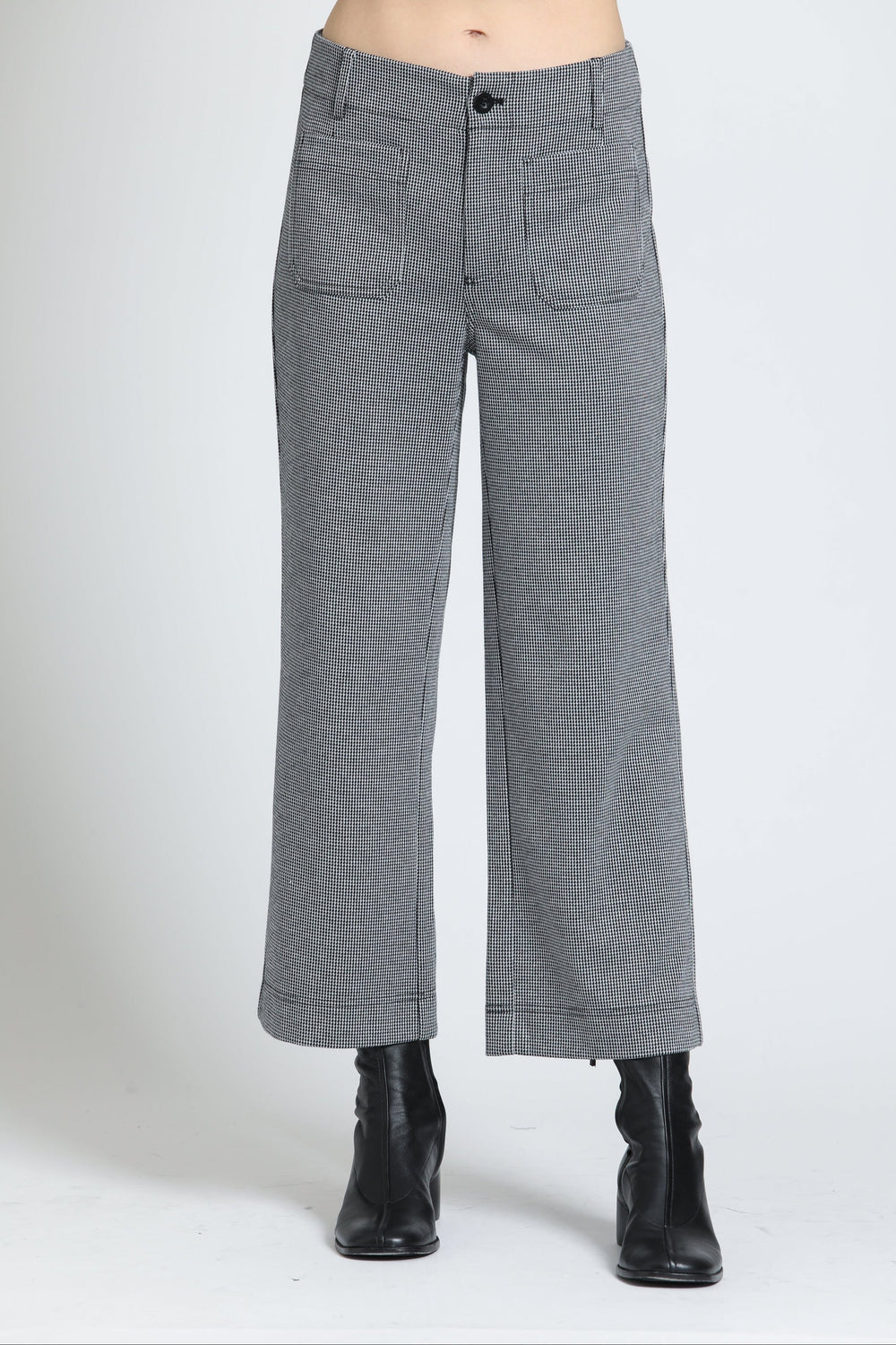 BLACK & WHITE CHECK WIDE LEG PATCH POCKET  CROP PANT
