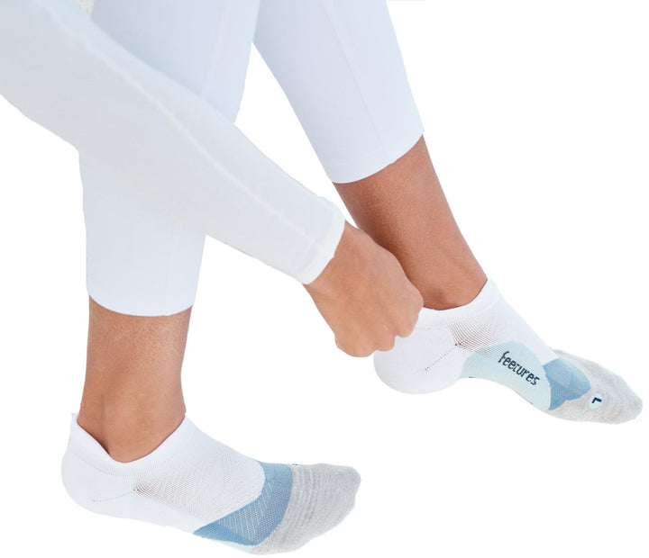 WHITE SKY ELITE LIGHT CUSHION NO SHOW TAB SOCKS
